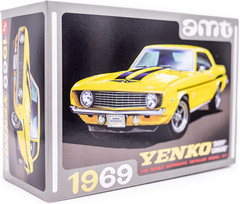 1969 Chevy Camaro (Yenko) 1:25 Scale Model Kit