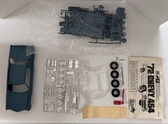 Rare! MPC ‘72 Chevy 454 1/25th Scale Model Kit No 1-7203-250 Open Box Bag Sealed