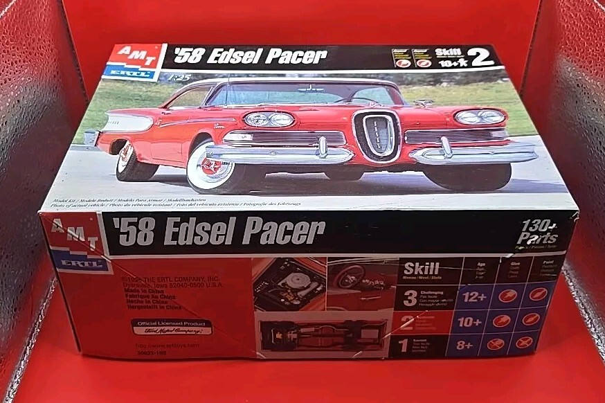 Amt Ertl ’58 Edsel Pacer 1/25 Model Car Kit New # 30032 Unbuilt 1958 V8