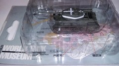 Takara 1/144 World Tank Museum 1. Russian Army T34/85 Command tank. (#15)
