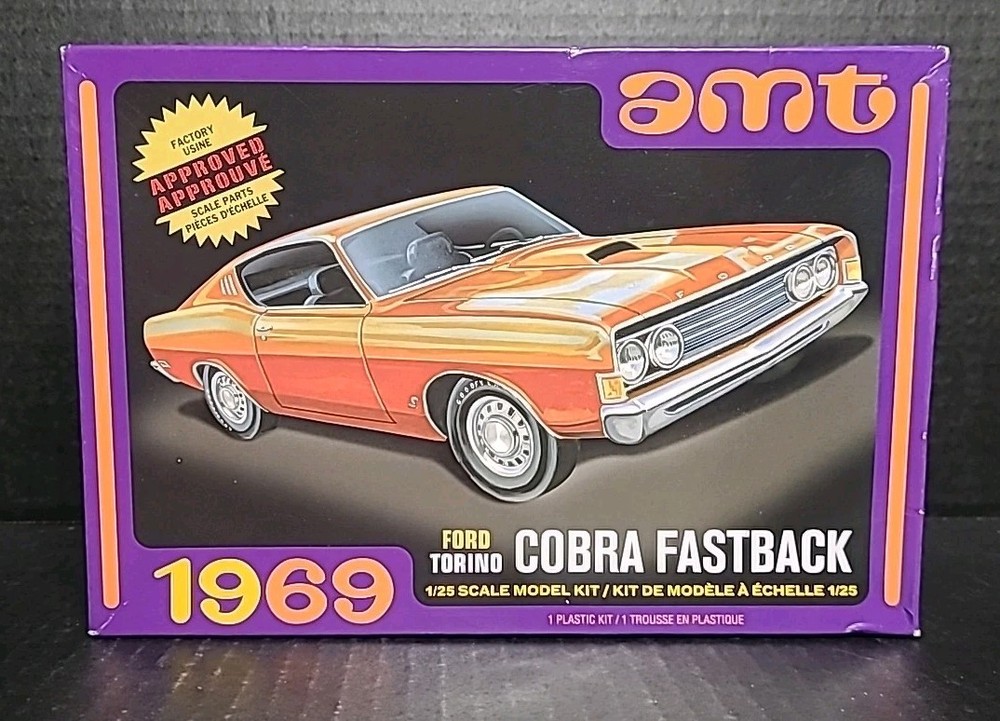 AMT 1/25 1969 Ford Torino Cobra Fastback Kit#1217M/12