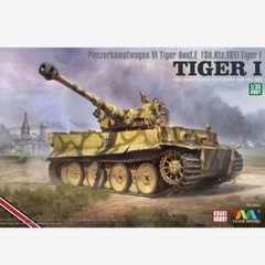 Tiger 4901 1/35 Sd.Kfz.181 TIGER I 1942-1945 EARLY WW2 GERMAN HEAVY TANK