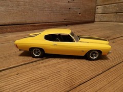 Vintage 1970’s CHEVROLET CHEVELLE SS 454 Car Model Kit – Junkyard Parts!