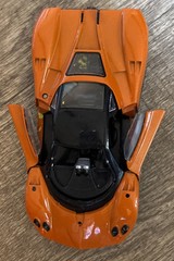 2018 FORD MUSTANG GT MOTOR MAX PAGANI ZONDA F DIECAST METAL BUILT CAR TOY READ!