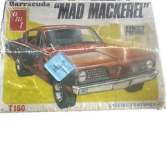 AMT 1/25 1966 PLYMOUTH BARRACUDA MAD MACKEREL