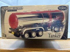 Testors Big Rigs Trailer Series 770002 – Tanker Trailer