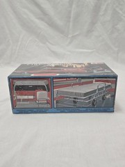 JOHAN JO-HAN Fire Rescue Ambulance Scale 1:25 Model Kit GC-500 Brand New