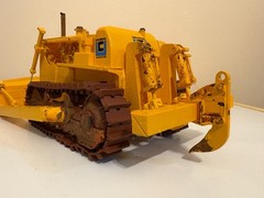AMT 1:25 Construction Bulldozer Assembled Painted Model Kit