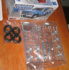 Monogram Trucks 1980 Ford Bronco 2-in-1 1/24 Kit # 7214 Unbuilt Sealed Bags 80