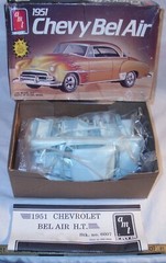 AMT 1951 CHEVY BEL AIR 3 IN 1 CAR MODEL KIT 1:25 6607