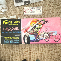 Weird-Ohs Digger The Way Out Dragster Model Kit Unassembled Not Painted 16001