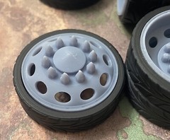 Resin 1/24 Scale: 32-inch “Oval Hole Alcoa”Semi Truck Wheels W/Low Profile Tires
