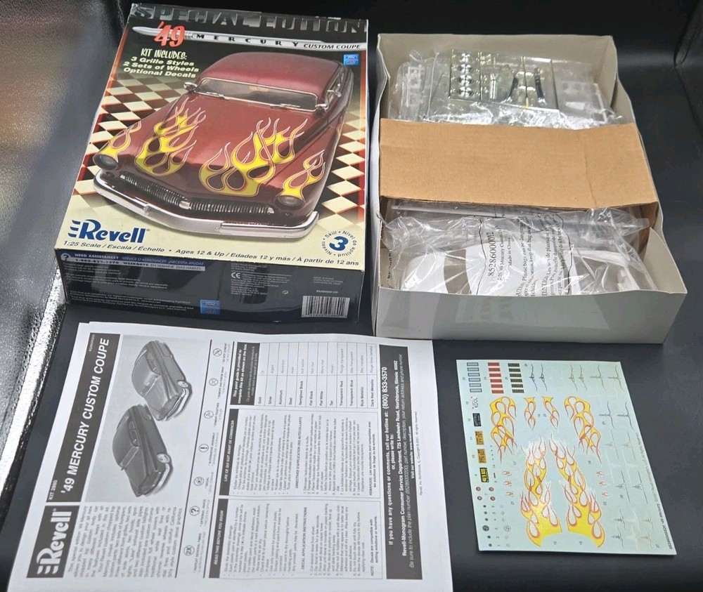 Revell 1/25 1949 Mercury Special Edition Series Model Kit New Sealed Parts #2860