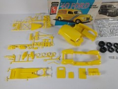 Gene Winfield ’40 Ford Sedan Delivery AMT 1:25 Model Kit T292 Parts Lot
