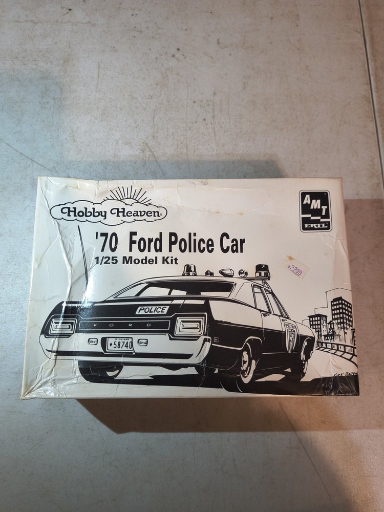 A10C Missing Decal Hobby Heaven ‘70 Ford Police Car 1/25 AMT Ertl Model Kit 6499