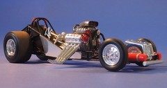 Atlantis Tom McEwen ’57 Chevy Funny Car 1/24 Model Kit