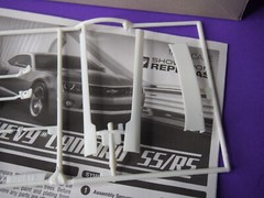 AMT 2010 Chevy Camaro SS/RS Coupe Model Kit 1/25 Scale – Parts Only Bad build