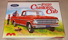 Moebius 1968 Ford F-250 Custom Cab Pickup Truck 1:25 scale model car kit 2564