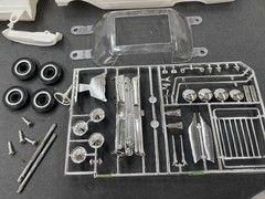 Hubley 162k 1961 Ford Fairlane Sedan 4 door Vintage 1/25 McM KIT