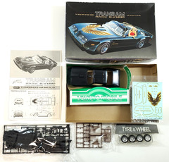 Vintage Fujimi Pontiac Firebird Trans AM Blackbird 1/24 Model Kit #104-800 NIB