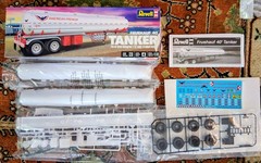 Revell 1:32 Fruehauf 40′ Tanker Trailer Model Kit #14536 NIOB Sealed
