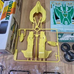 Tamiya 1/20 scale LOTUS 107 FORD Plastic model Kit