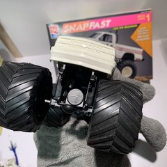 AMT ERTL Snap Fast Beginner Model Monster Truck Partially Assembled Complete Kit