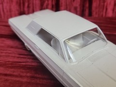 1964 Wimbledon White Ford Thunderbird T-Bird AMT Dealer Promo Friction Model Car