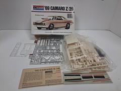 Monogram 1/24 – 1969 CAMARO Z-28 – Model Kit – 2220 – New in Box – 1977