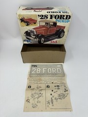 1928 Ford Pickup 1/25 Model Kit EMPTY BOX!
