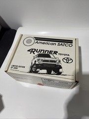 AMERICAN SATCO Toyota 4RunnerT 1.24 Scale Limited Edition Model Kit openbox