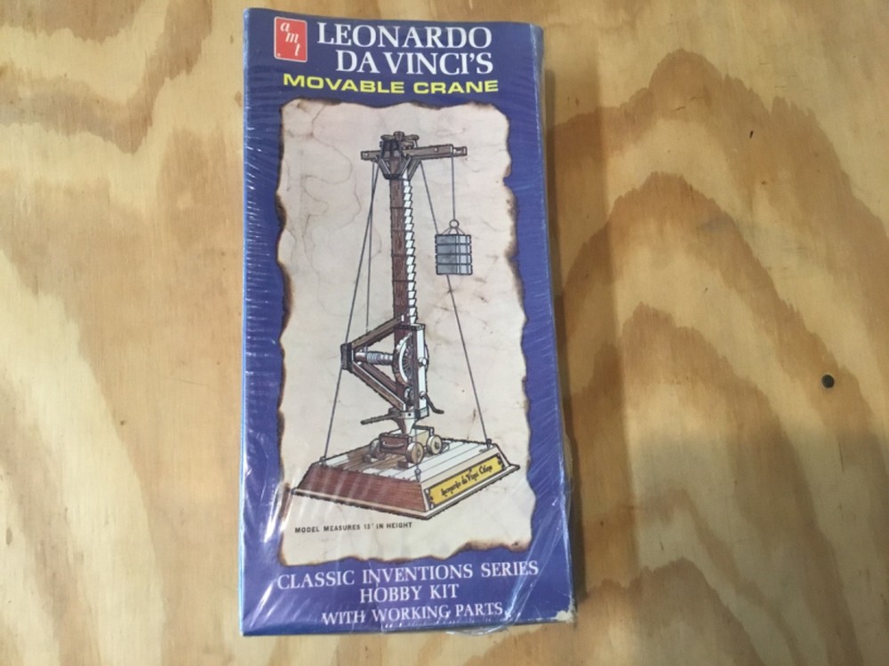 Amt Leonardo Davinci’s Mobile Crane Model Kit Sealed