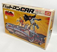 Jimai DC Comics Batman And Robin 1/32 Scale Car Model Kit