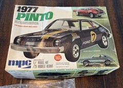 VTG 1977 Pinto Plastic Model Kit MPC 1/25 Scale Ford Unassembled READ 1978