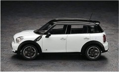 Hasegawa 1/24 Scale MINI COOPER S COUNTRYMAN ALL 4 Plastic Model Kit CD21