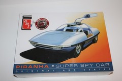 AMT Piranha Super Spy Car Model Kit New