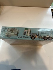 NEW SEALED AMT Kenworth K-123 Cabover Tractor 1:25 Model Kit Tilting Cab Decals