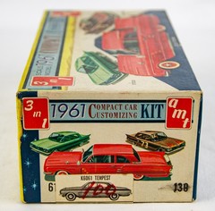 Sealed AMT K-6061 Pontiac Tempest 1961 Compact Customizing 1:25 Scale Model Car