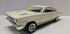 Vintage 1966 Ford Fairlane 1/24 or 1/25 Built Model READ DESCRIPTION