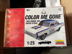 Lindberg Color Me Gone 1964 Dodge 330 Super Sport 1/25 Car Model Kit New # 72156