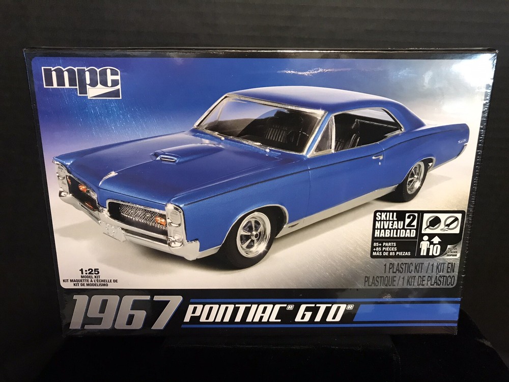 MPC 710L/12 1967 PONTIAC GTO MODEL KIT-NIB-1:25 SCALE
