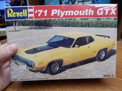 REVELL 7608 71 PLYMOUTH GTX CAR MODEL KIT NEW IN SEALED BOX 1/25