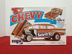 MPC 1957 Chevy Flip Nose Spirit of 57 MPC904 1/25 Scale