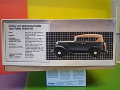 AMT 1932 FORD PHAETON KIT BASHING *LOTS OF PARTS*