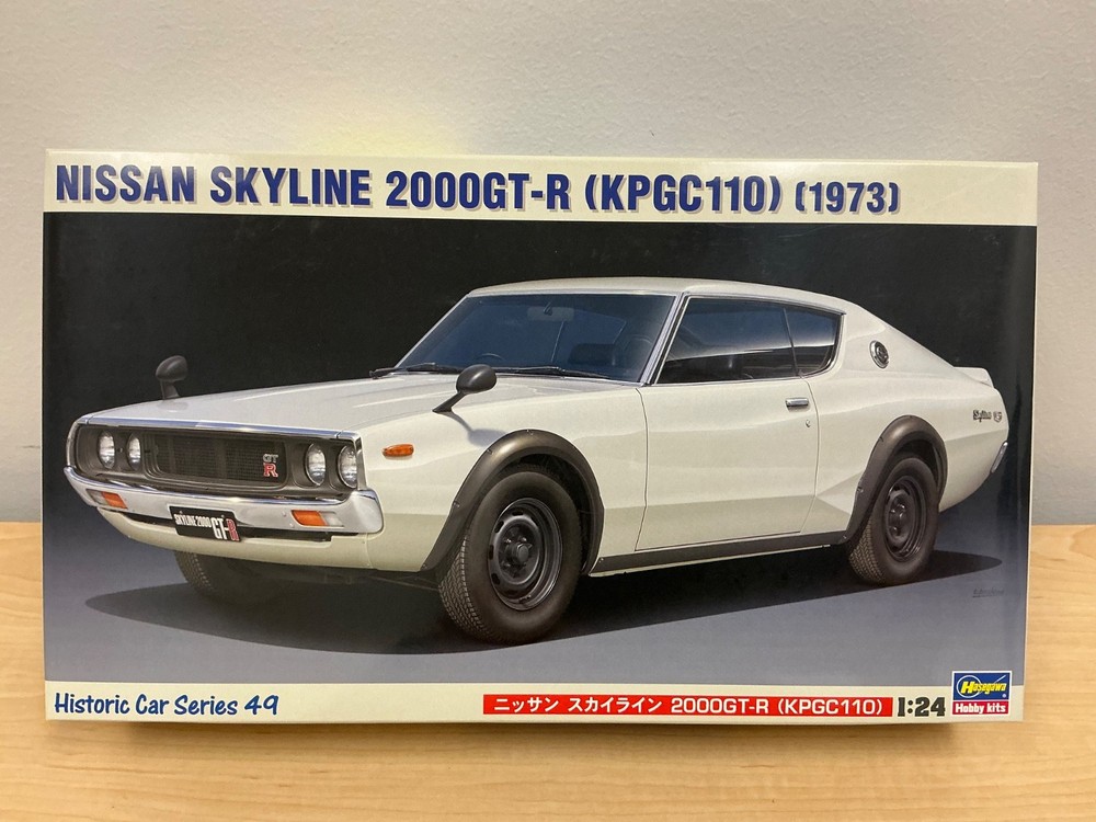 Hasegawa 1973 Nissan Skyline 2000GT-R (KPGC110) Unassembled 1/24 Model Kit Read