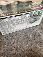 Monogram Classic Cruiser ’32 Ford Street Rod 1:24 Scale Model Car Kit Level 4