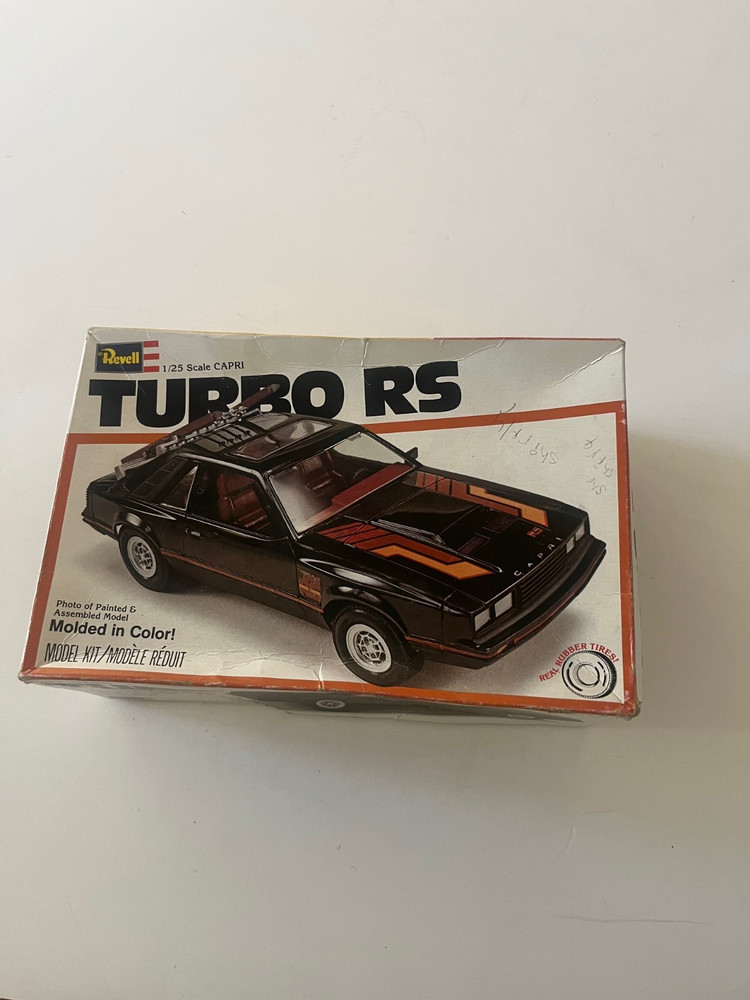 RARE Vintage 1979 Revell Turbo RS 7201 Model Car
