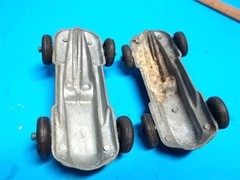 Vintage Cast Medal RACE CARS (2) – Old Toys-4 1/2″