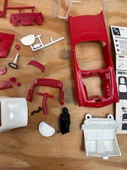 1979 Vintage AMT ’57 T-BIRD From Tv Series VEGAS #3105 1:25 Partially Built