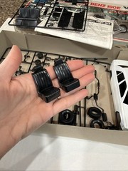 REVELL MERCEDES BENZ 190E ORIGINAL KIT CIRCA 1986! VMCP!
